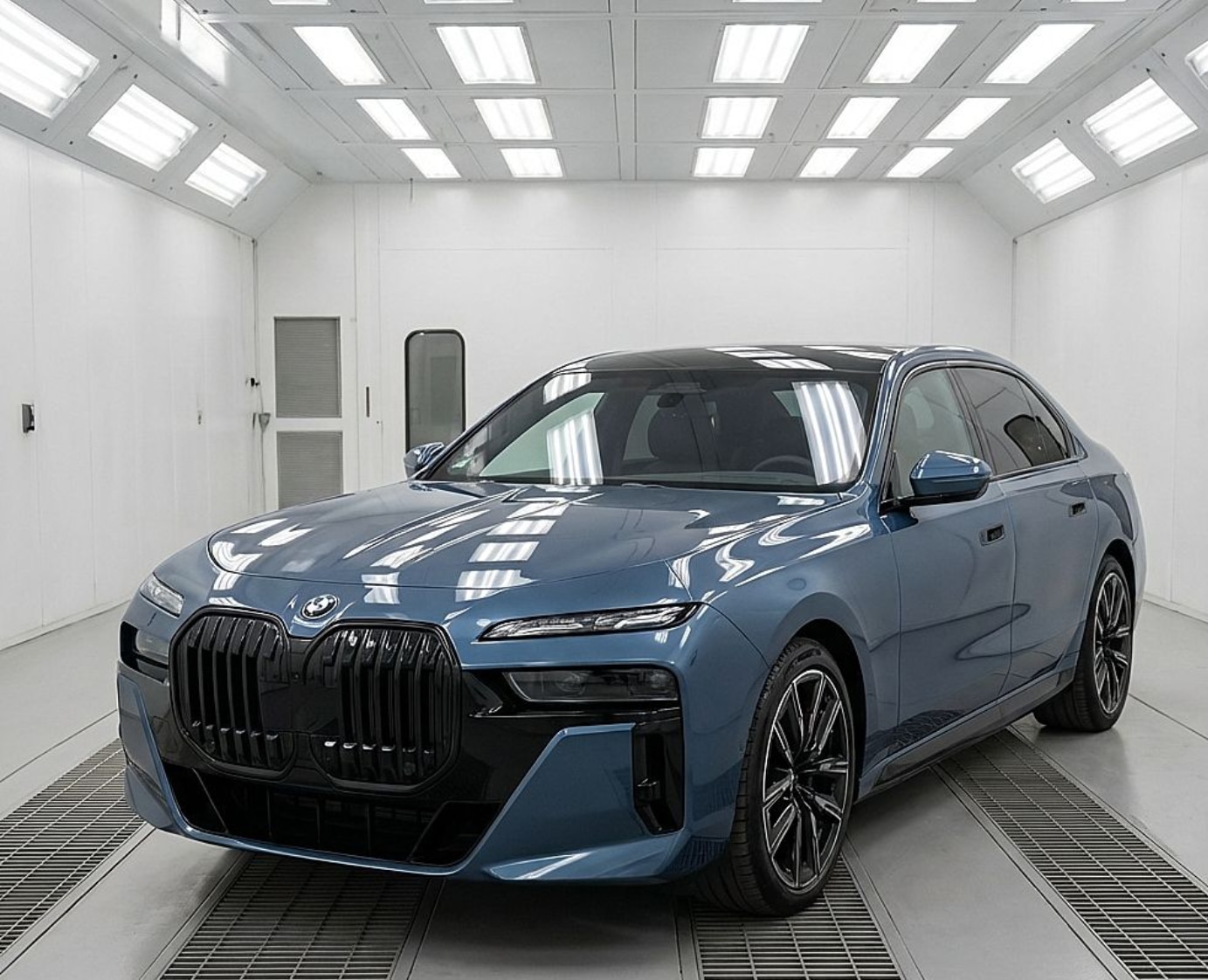 Auto Paint Repair bmw in paintbooth